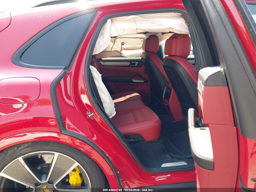 PORSCHE CAYENNE E-HYBRID - zdjęcie 8