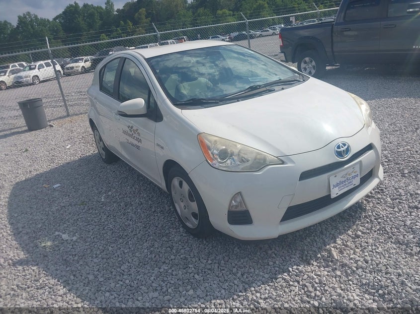 Vin: jtdkdtb31e1560181, lot: 46301585, toyota prius c one 2014 img_1