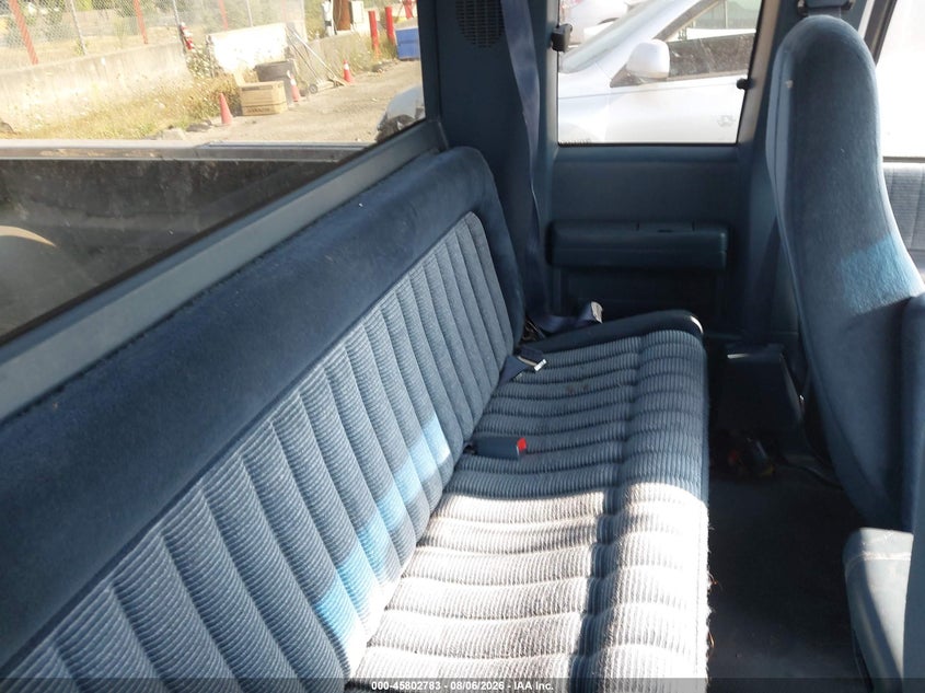 1994 GMC SIERRA auction photo 8