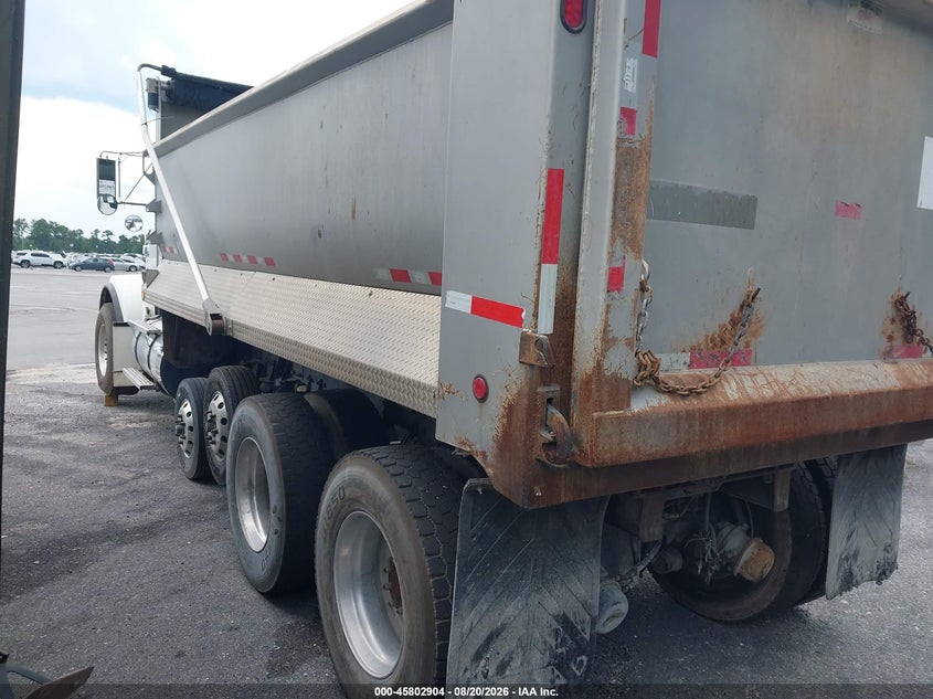 2015 KENWORTH CONSTRUCTION auction photo 3