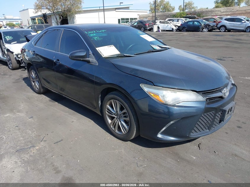 Vin: 4t1bf1fk7hu762067, lot: 46301794, toyota camry se 2017 img_1