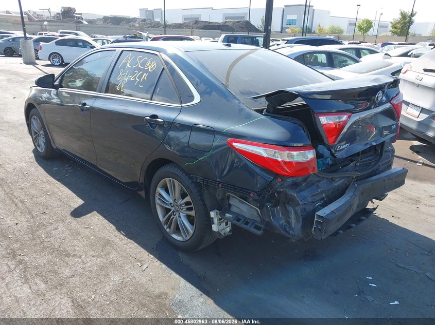 Vin: 4t1bf1fk7hu762067, lot: 46301794, toyota camry se 20173