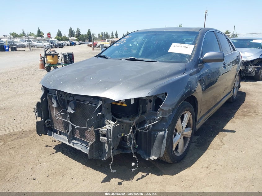 Vin: 4t1bf3ek1bu622732, lot: 46301893, toyota camry se 20112