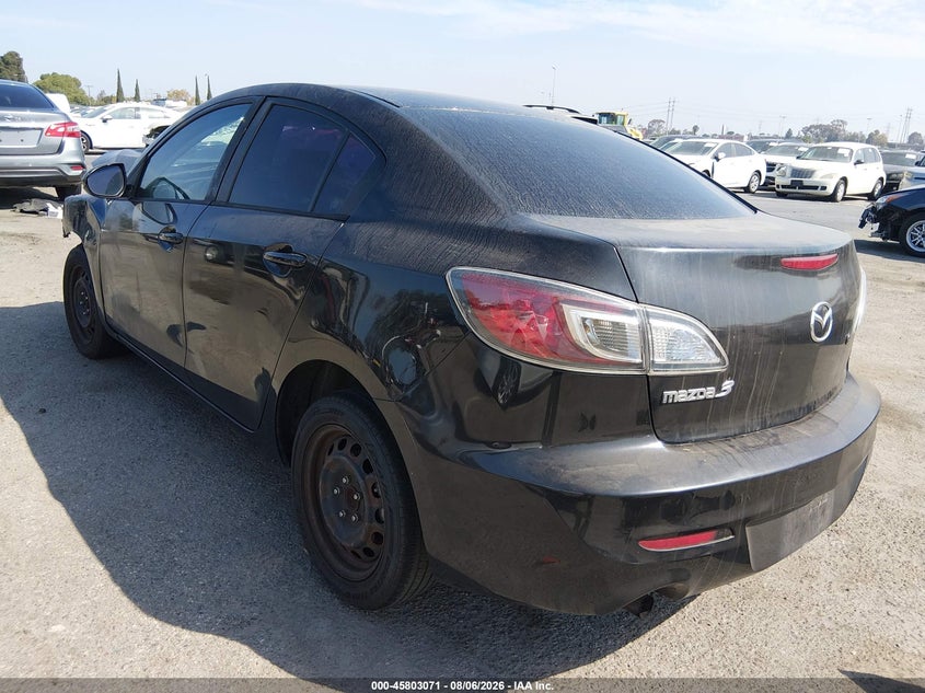 Vin: jm1bl1tg0d1794383, lot: 46301902, mazda mazda3 i sv 20133