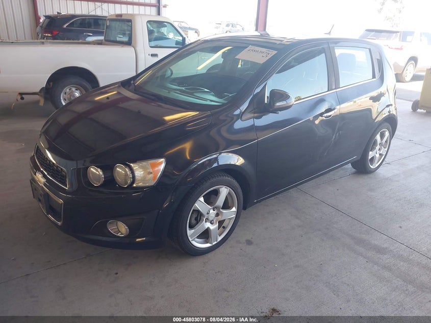 2013 CHEVROLET SONIC auction photo 2