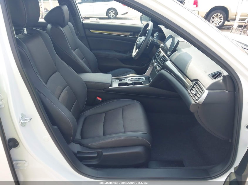 2022 Honda Accord(VIN: 1HGCV3F20NA034192