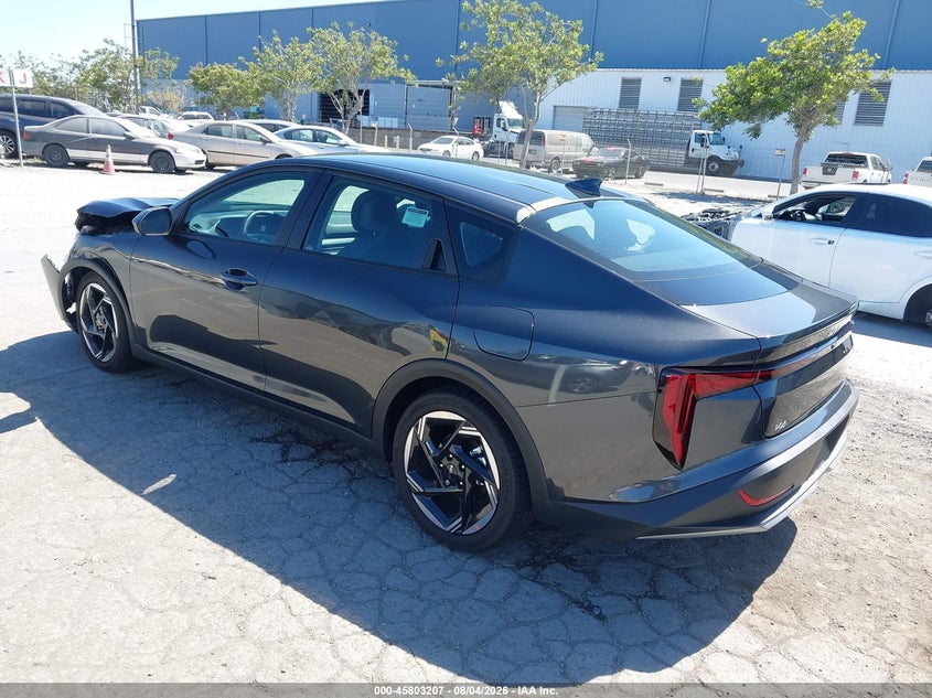 2026 KIA K4 — zdjęcie 3