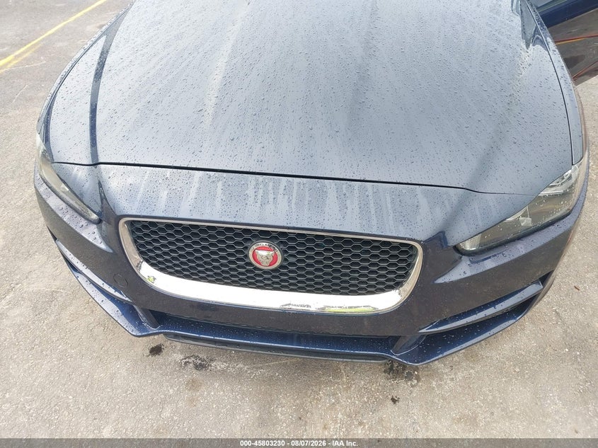2018 JAGUAR XE auction photo 6