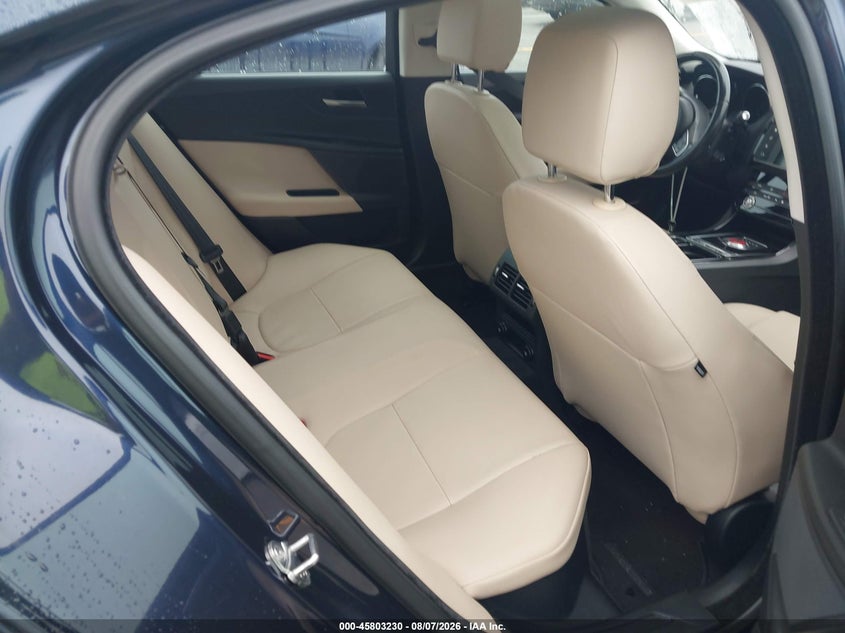 2018 JAGUAR XE auction photo 8