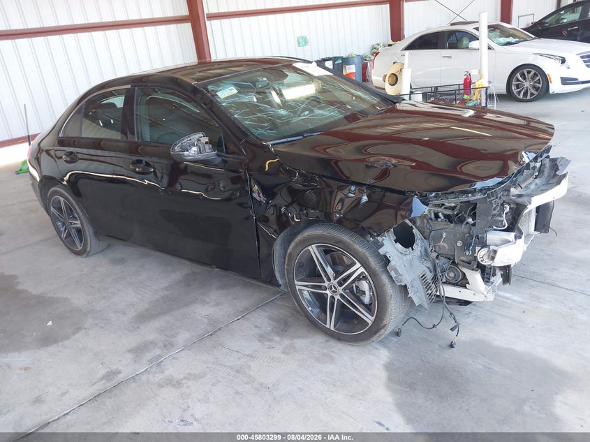 Vin: w1k3g4eb6nj349360, lot: 46302130, mercedes-benz a 220 2022 img_1