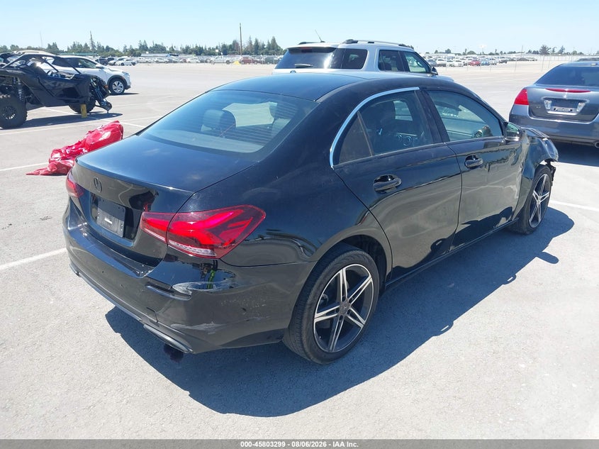 Vin: w1k3g4eb6nj349360, lot: 46302130, mercedes-benz a 220 20224