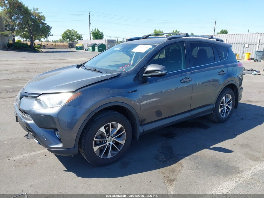 2017 Toyota RAV 4, Удар ззаду, IAAI, VIN JTMRJREV6HD142466 — фото 2