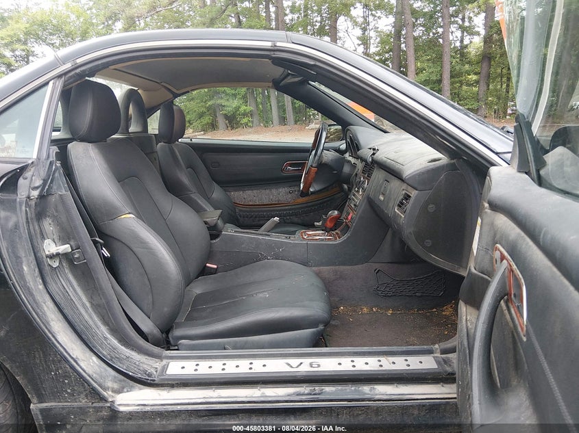 2004 MERCEDES-BENZ SLK 320 auction photo 5