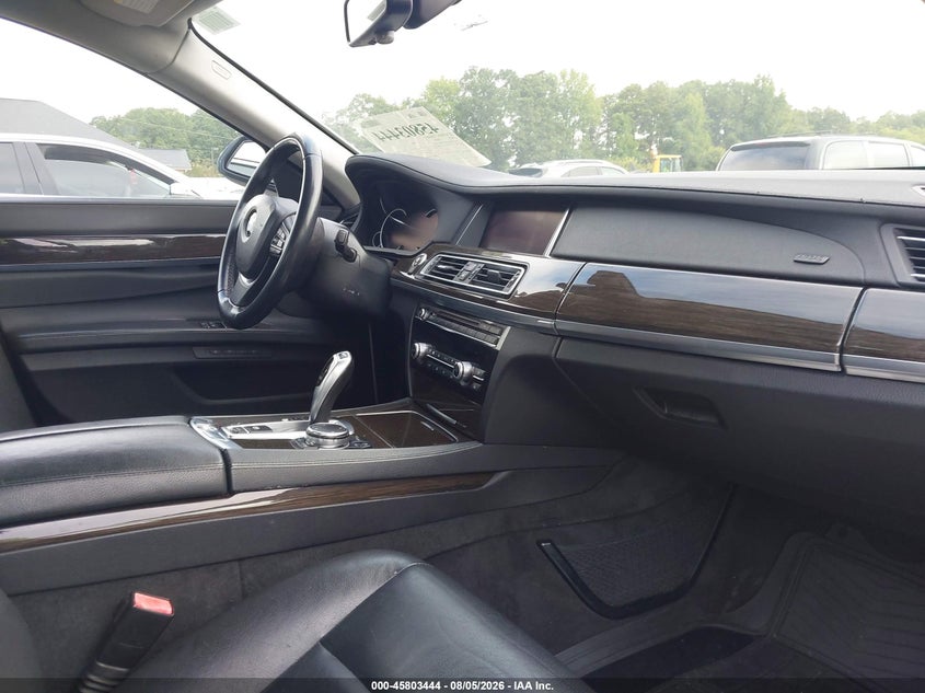 2015 BMW 740I auction photo 5