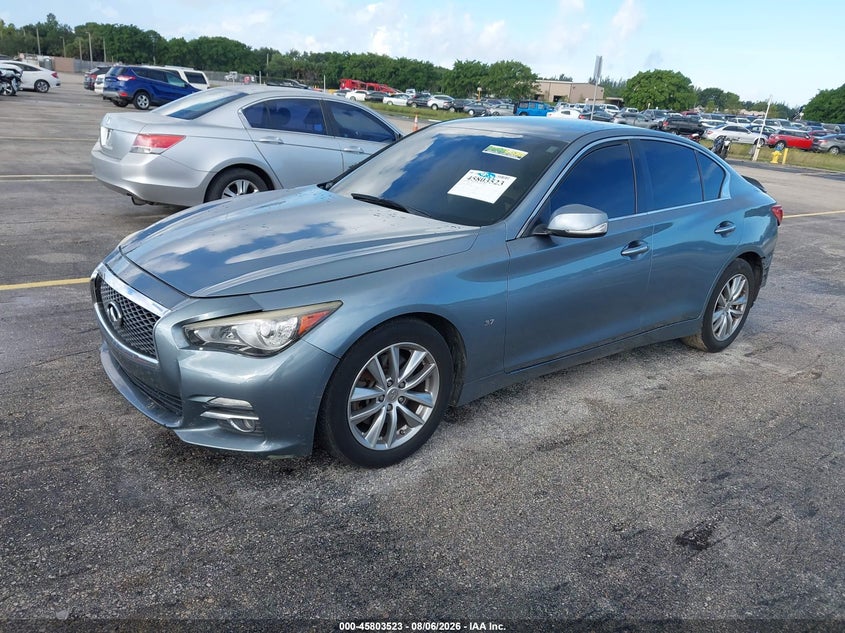 2015 INFINITI Q50 auction photo 2
