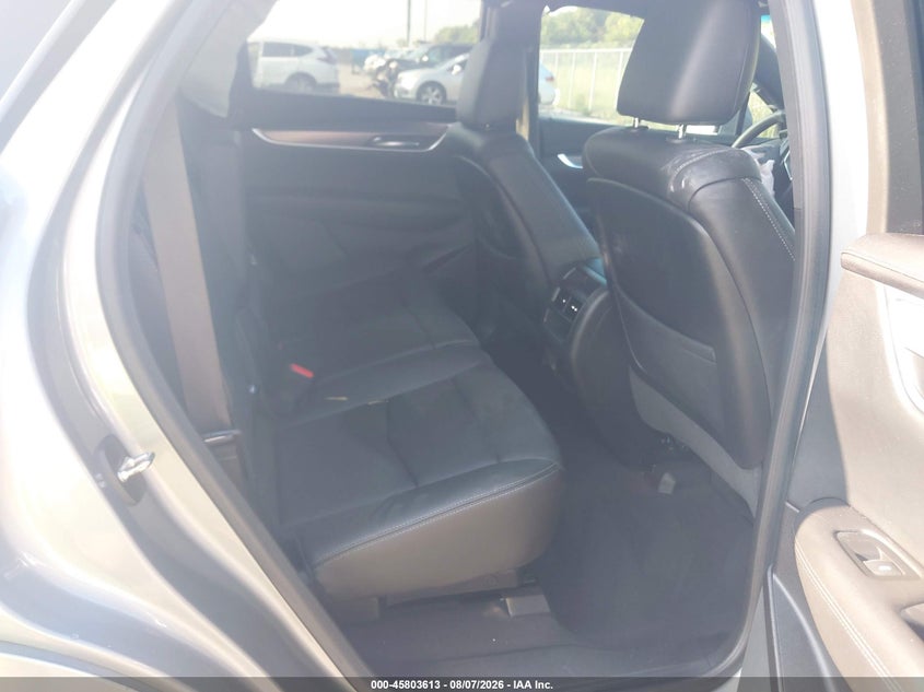 2024 CADILLAC XT5 auction photo 8