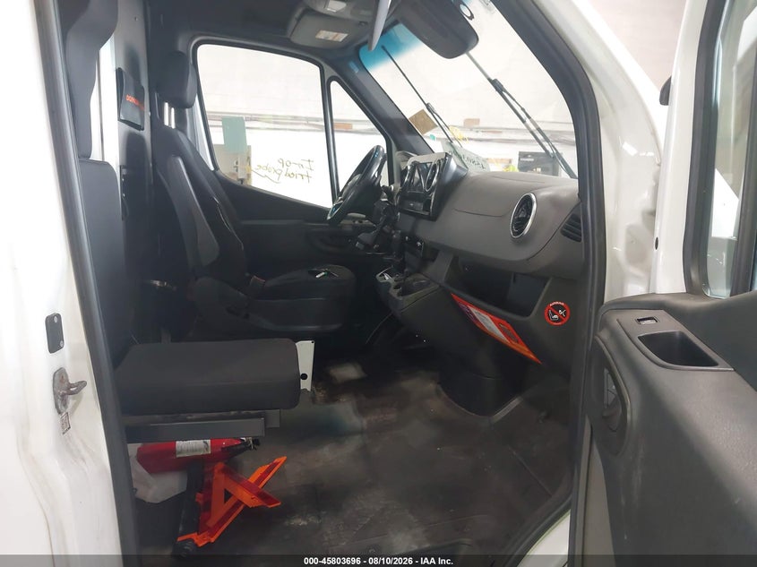 2019 MERCEDES-BENZ SPRINTER 2500 auction photo 5