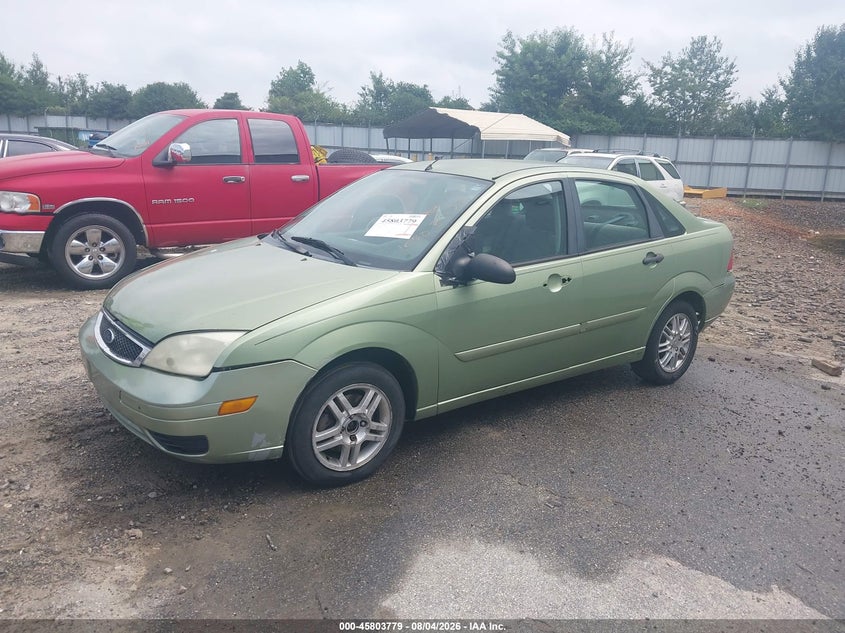 2007 Ford Focus, Normal Wear & Tear, IAAI, VIN 1FAFP34NX7W132130 — photo 2