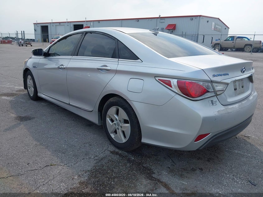 2011 HYUNDAI SONATA HYBRID auction photo 3