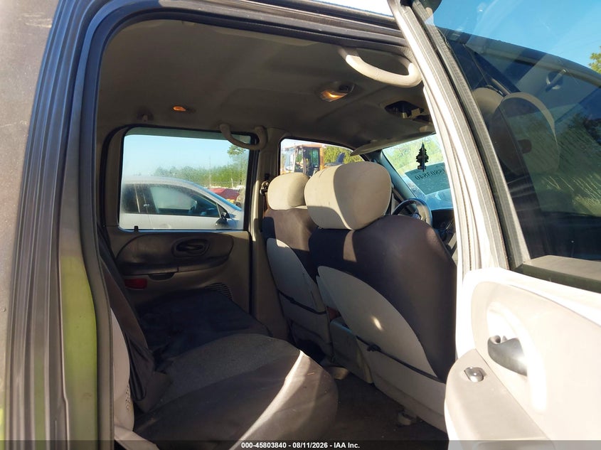 2003 FORD F-150 auction photo 8