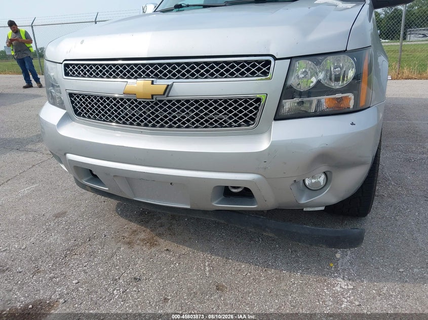 2013 CHEVROLET TAHOE auction photo 6