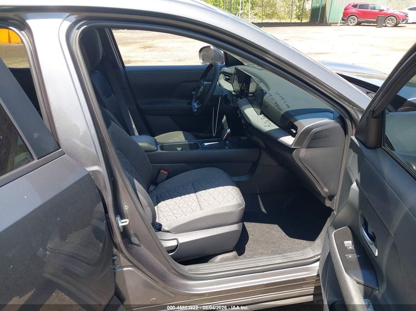 2026 NISSAN KICKS auction photo 5
