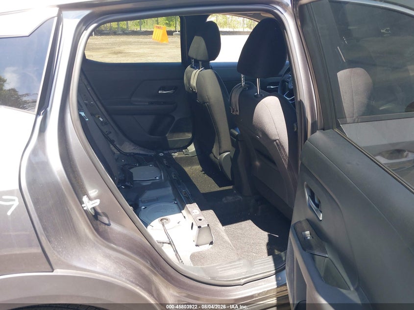 2026 NISSAN KICKS auction photo 8