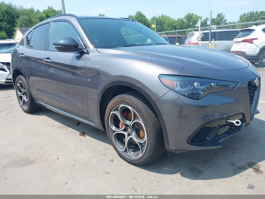 Vin: zaspakbn2r7d85993, lot: 46302793, alfa romeo stelvio veloce awd 2024 img_1