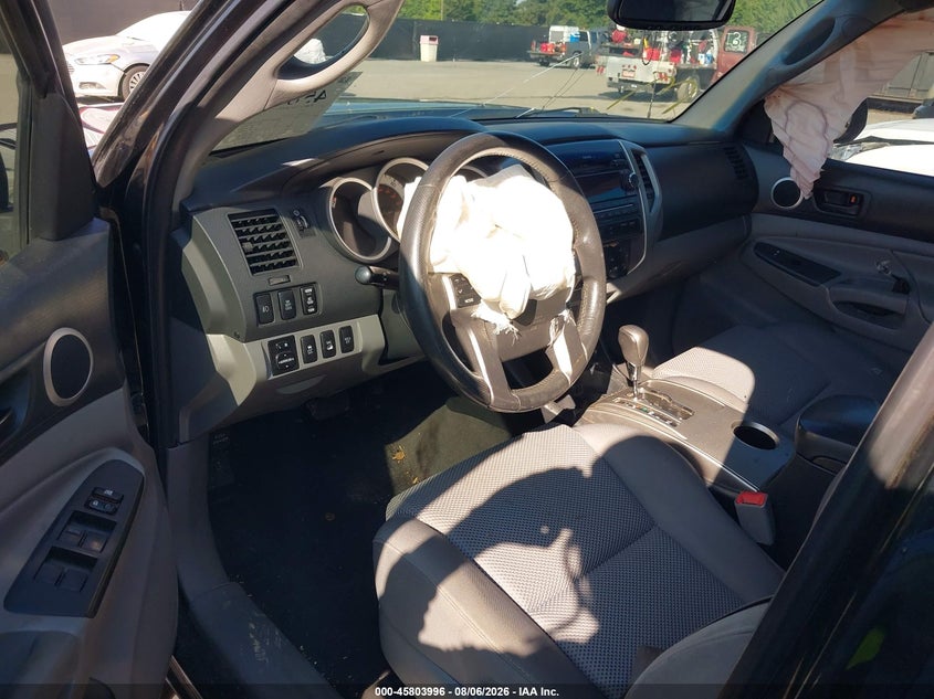 2012 TOYOTA TACOMA auction photo 5