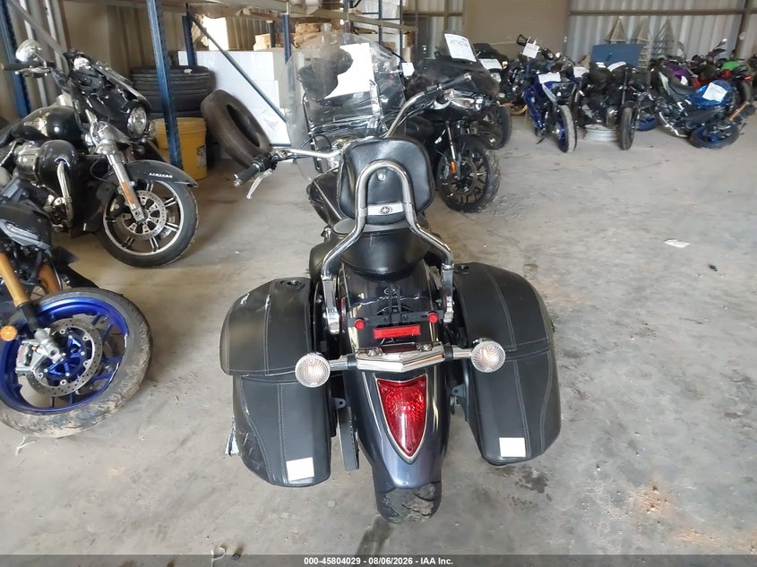 YAMAHA XVS1300 2015
