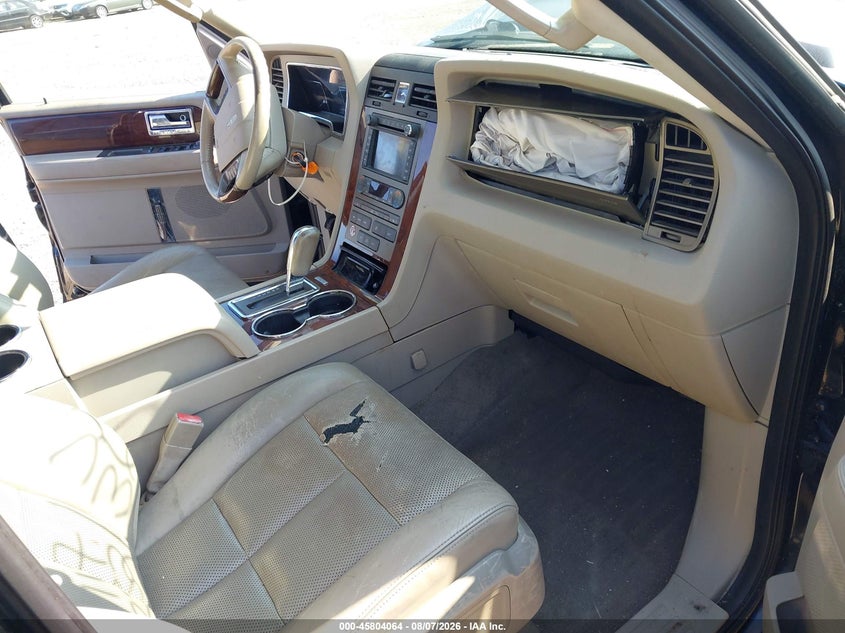 2014 LINCOLN NAVIGATOR SPORT UTILITY VEHICLE 5.4L V-8 VVT, 310HP