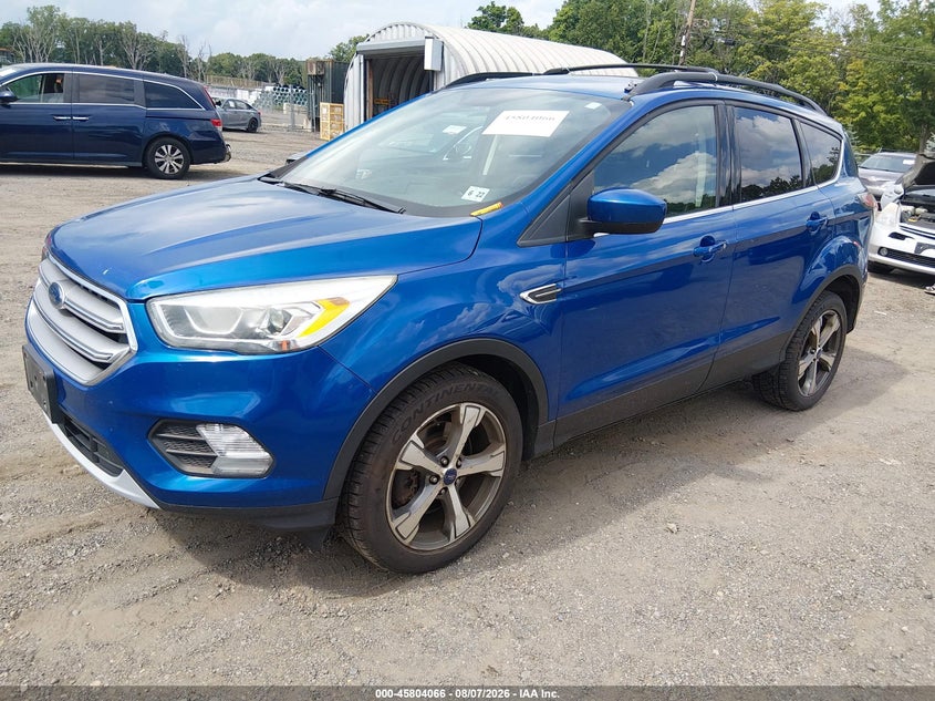 Vin: 1fmcu9gd0hua07951, lot: 46302912, ford escape se 20172