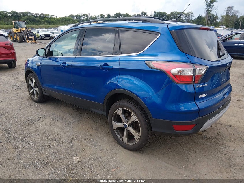 Vin: 1fmcu9gd0hua07951, lot: 46302912, ford escape se 20173