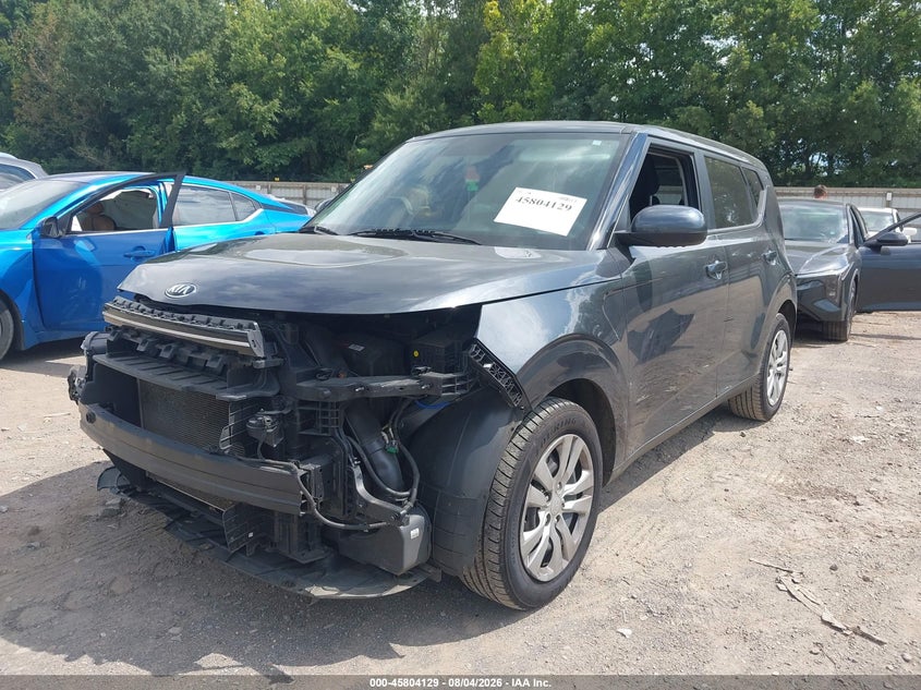 2021 KIA SOUL auction photo 2