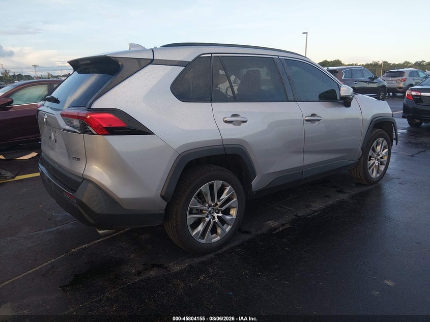 Vin: 2t3c1rfv3nw209933, lot: 46303001, toyota rav4 xle premium 20224