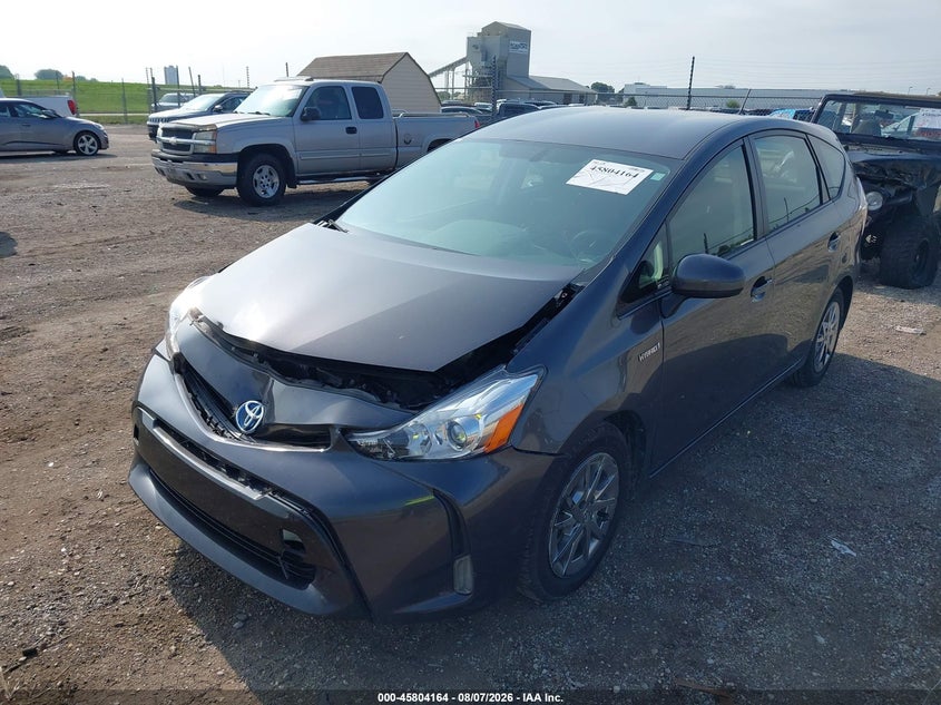 Vin: jtdzn3eu7fj018908, lot: 46303010, toyota prius v three 20152