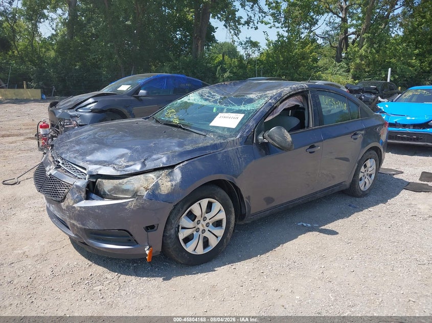 2013 CHEVROLET CRUZE auction photo 2