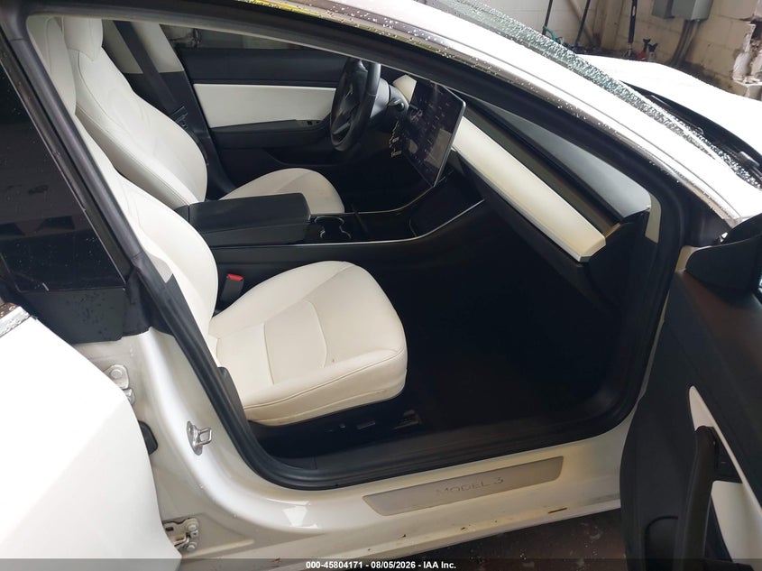 2018 TESLA MODEL 3 auction photo 5