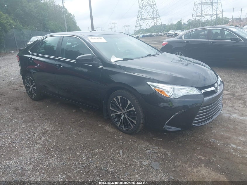 TOYOTA CAMRY - zdjęcie 1