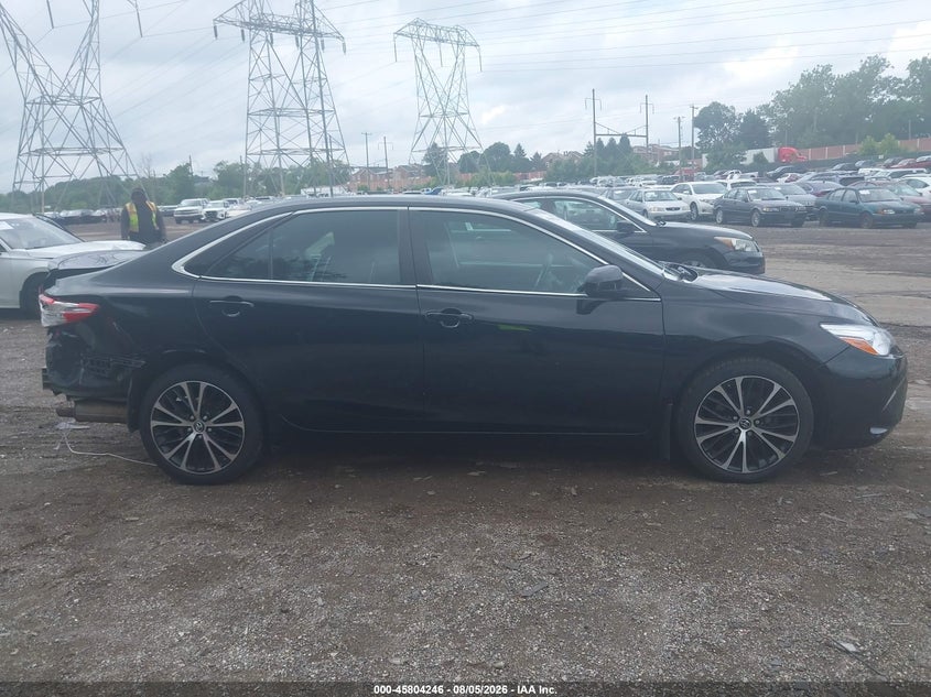 TOYOTA CAMRY - zdjęcie 14
