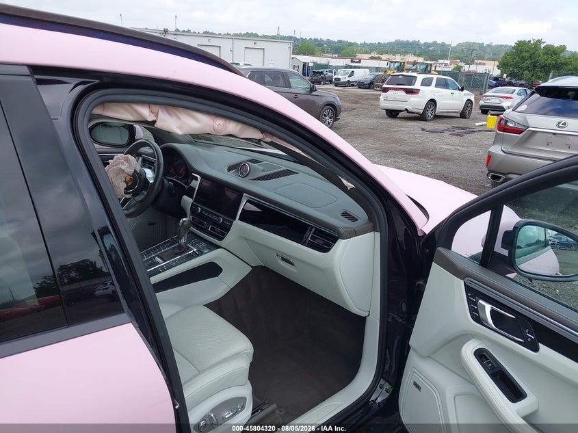 2020 PORSCHE MACAN auction photo 5