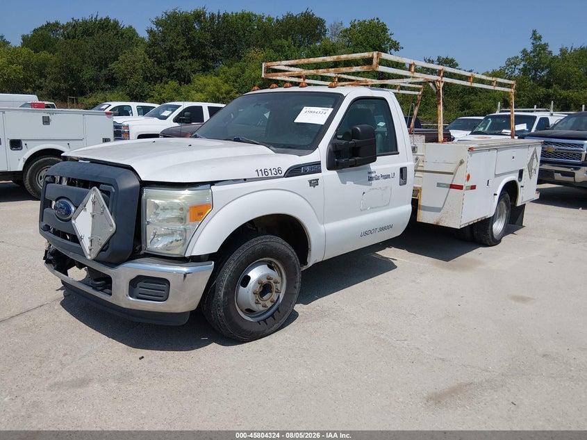 2016 Ford F350, По колу, IAAI, VIN 1FDRF3G68GEA81548 — фото 2