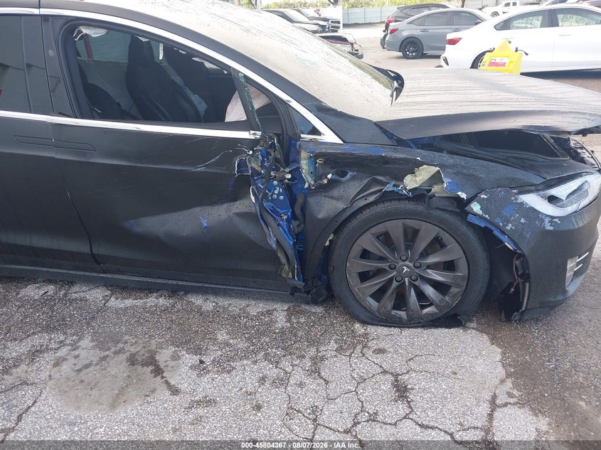 2017 TESLA MODEL X auction photo 6