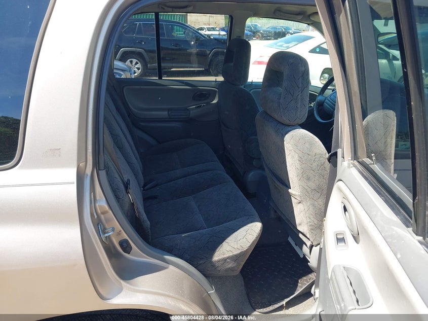 2003 CHEVROLET TRACKER auction photo 8