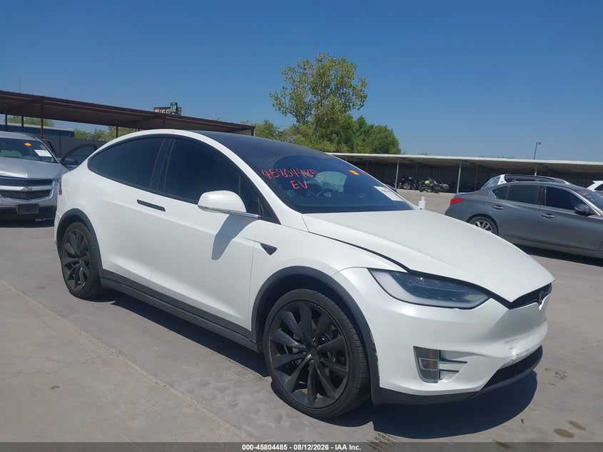 TESLA MODEL X