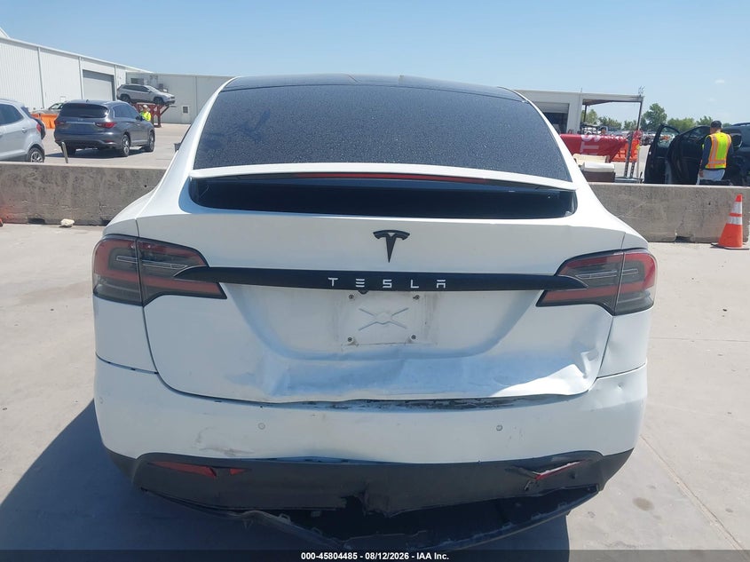 TESLA MODEL X - zdjęcie 16