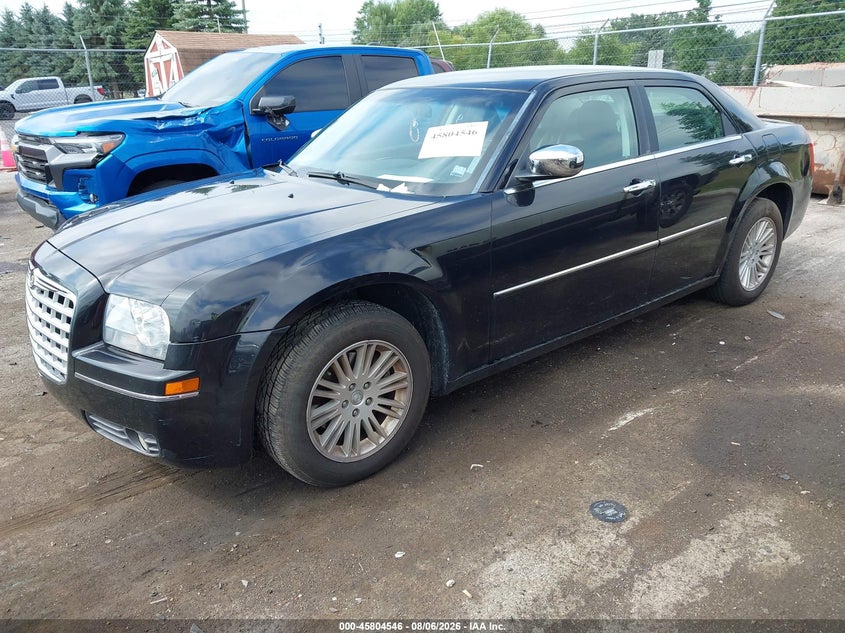 Vin: 2c3ca5cv8ah328038, lot: 46303392, chrysler 300 touring/signature series/executive series 20102