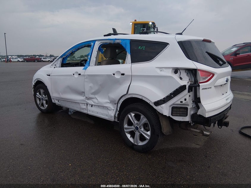 Vin: 1fmcu9g90fua52560, lot: 46303434, ford escape se 20153