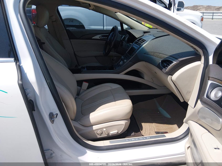 LINCOLN MKZ HYBRID 2019 VIN 3LN6L5MU8KR623778