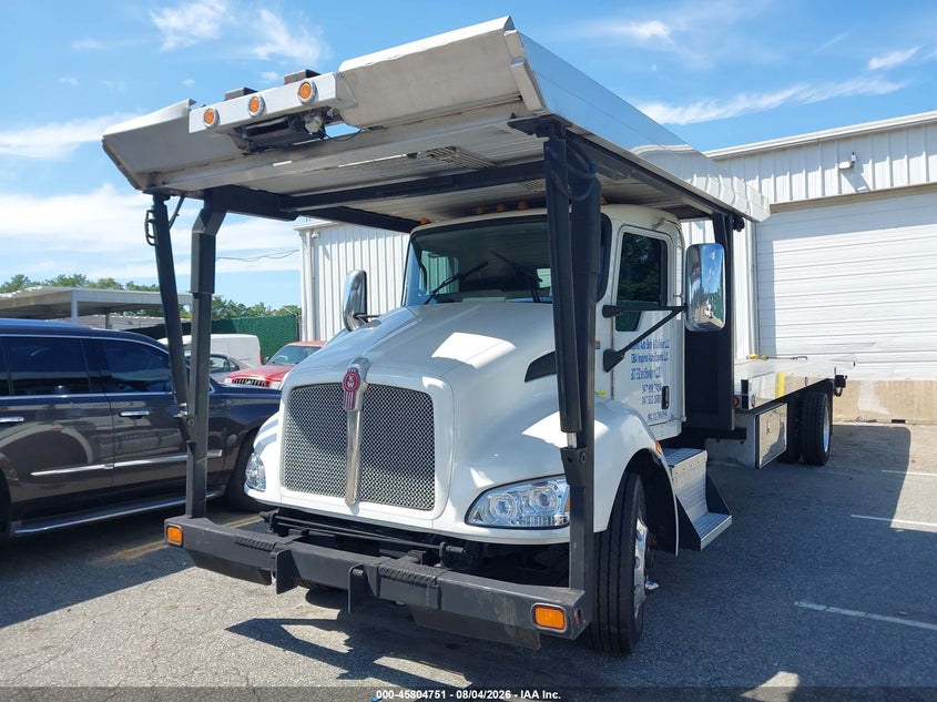 2016 KENWORTH CONSTRUCTION auction photo 2